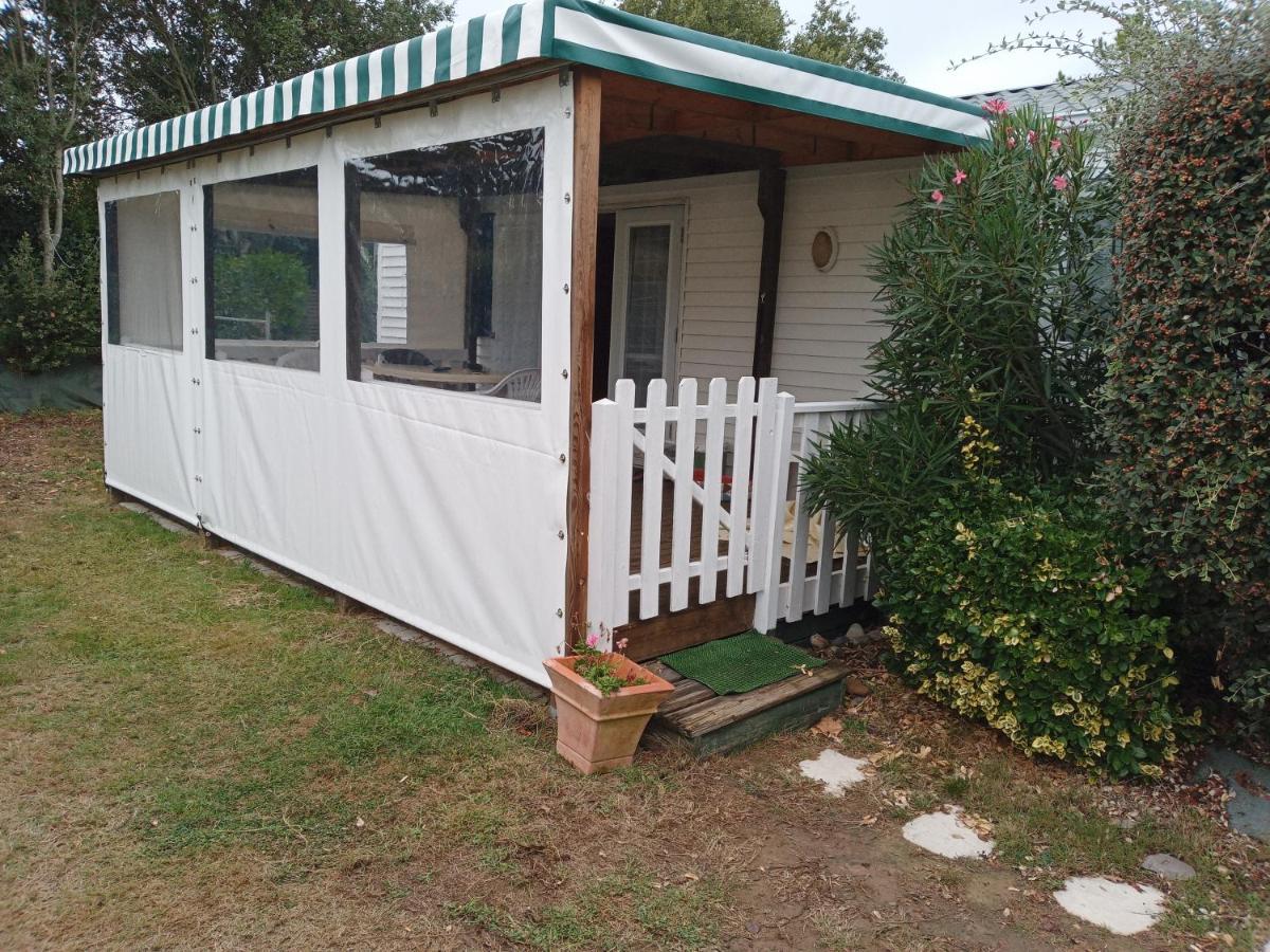 Mobil Home Dans Parc Residentiel Loisirs Talmont-Saint-Hilaire ภายนอก รูปภาพ